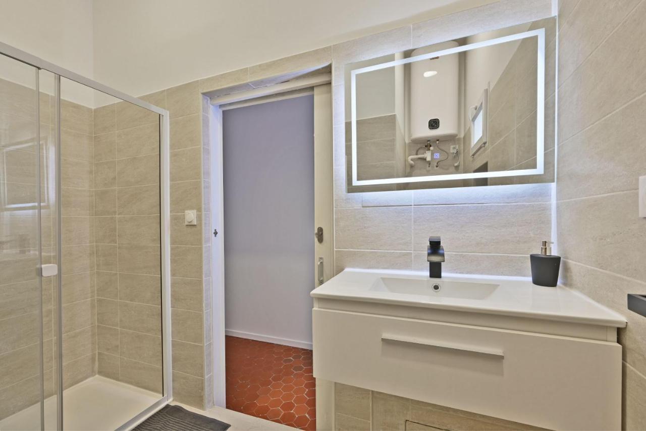 Au Roi Rene - Ac Clim - Wifi Apartment Avignon Exterior photo